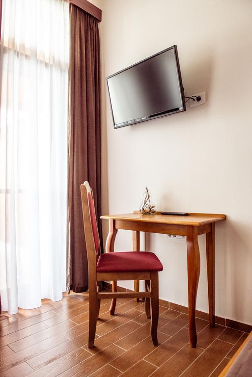 סרמסקה מיטרוביקה B&B Posejdon מראה חיצוני תמונה