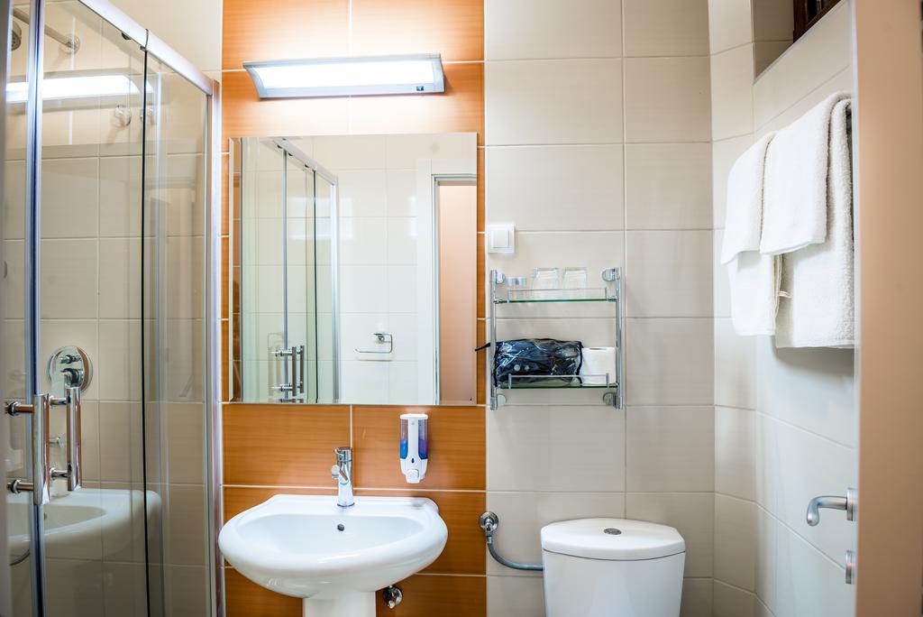 סרמסקה מיטרוביקה B&B Posejdon חדר תמונה