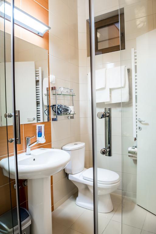 סרמסקה מיטרוביקה B&B Posejdon חדר תמונה